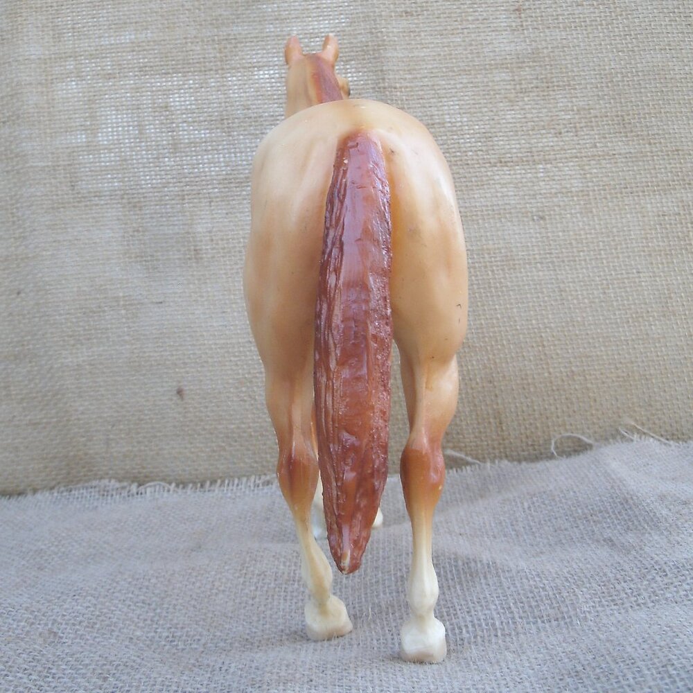 Vintage Breyer Quarter Horse Stallion Apricot Dun Model 705 - Picture 3 of 16
